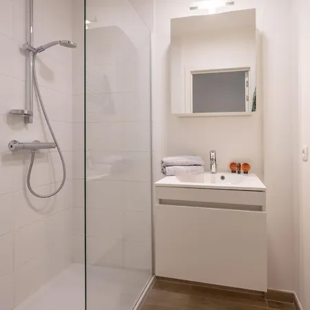 Maison Fleur Apartment